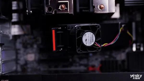 全球首款64核工作站的怪兽级生产力联想ThinkStationP620评测