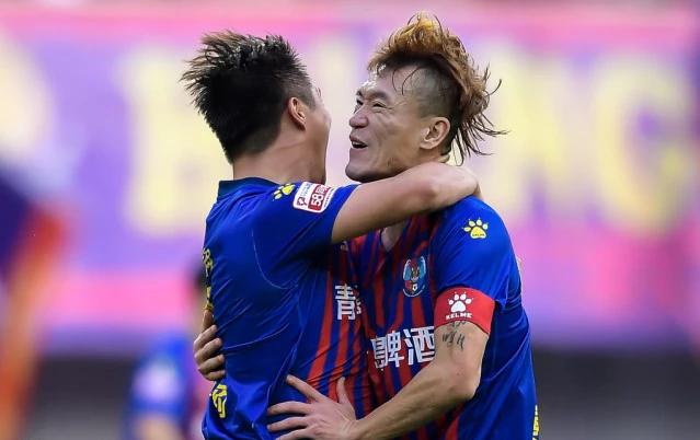 各大足球俱乐部解散,球队接连解散中超何去何从