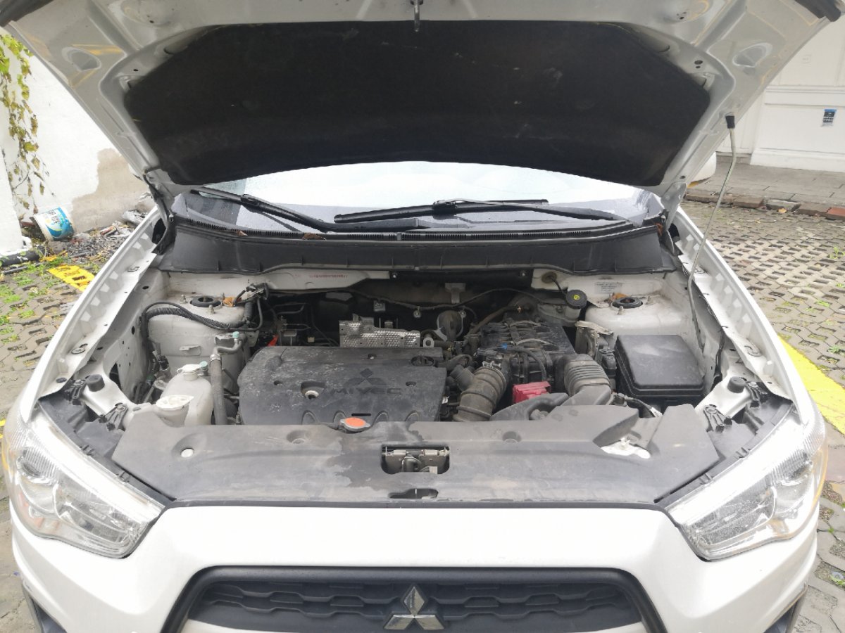 三菱asx劲炫2013款2.0lcvt两驱精英版,三菱劲炫asx一公里多少油钱