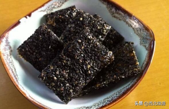 花生芝麻糖的糖浆怎么熬,芝麻糖怎么熬糖浆