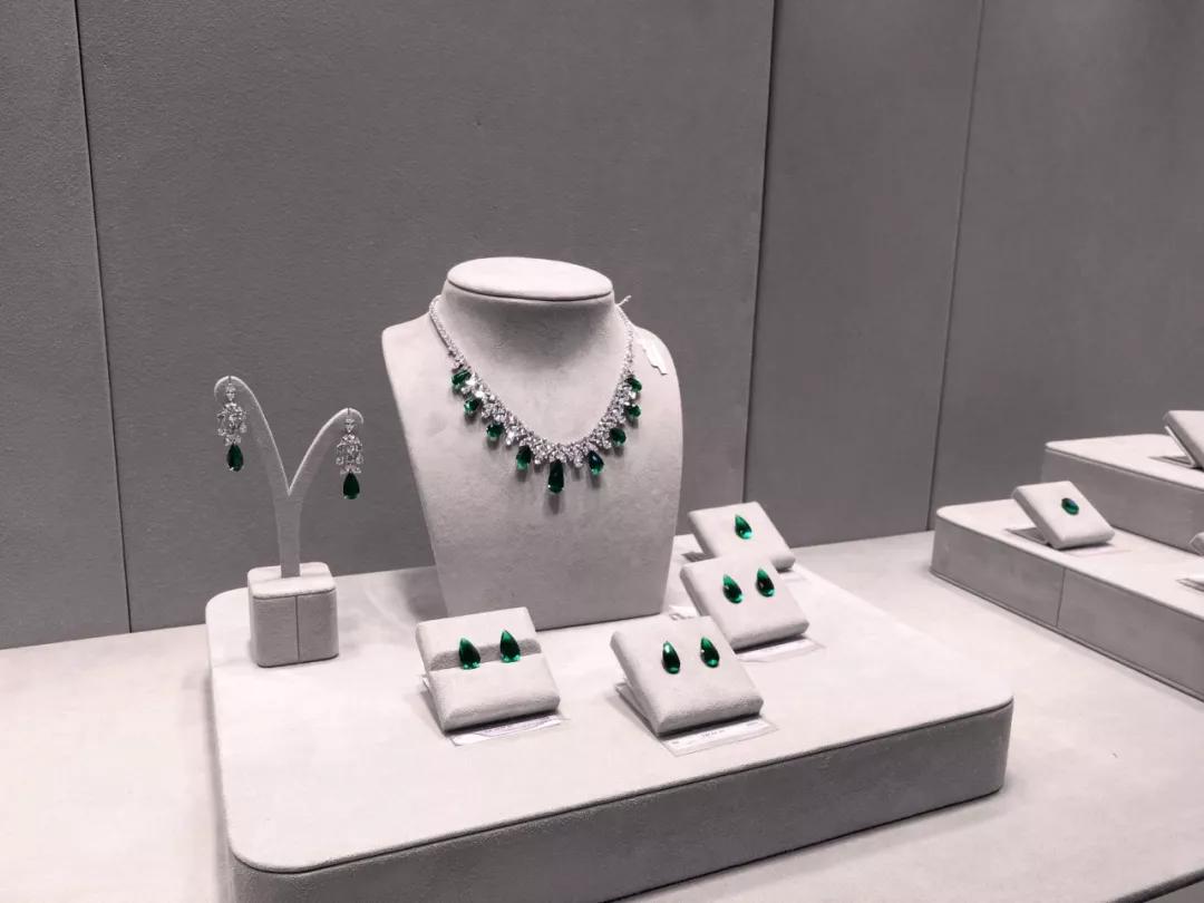 开珠宝店筹备,珠宝店如何挑选翡翠首饰