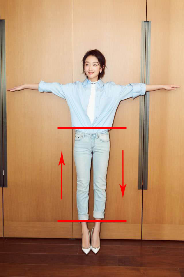 周冬雨又拿影后!曾因身高矮被嘲时尚黑洞,如今成小个子穿搭模板