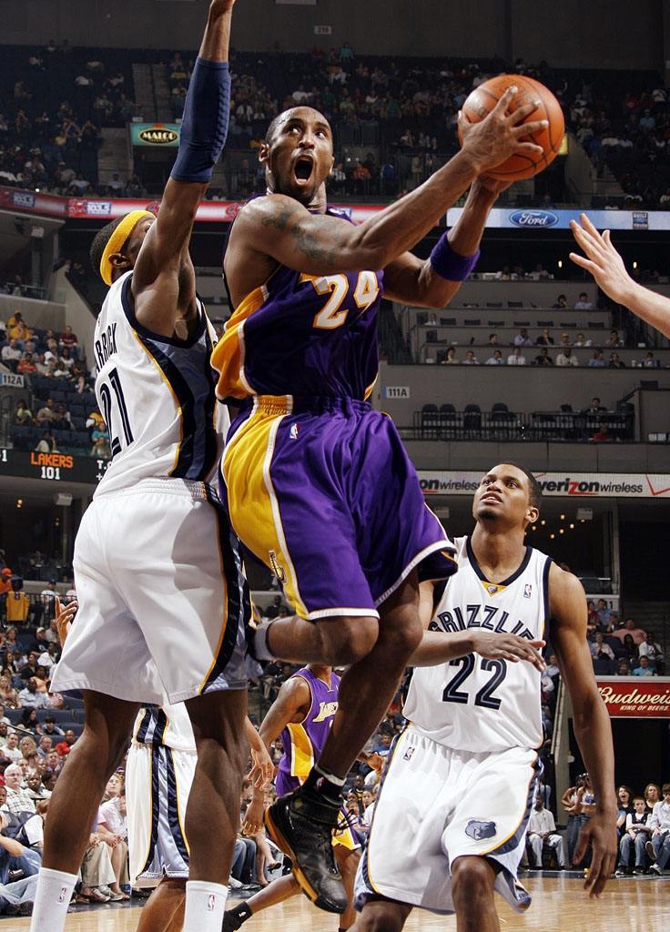 科比低帮鞋风靡,低帮科比