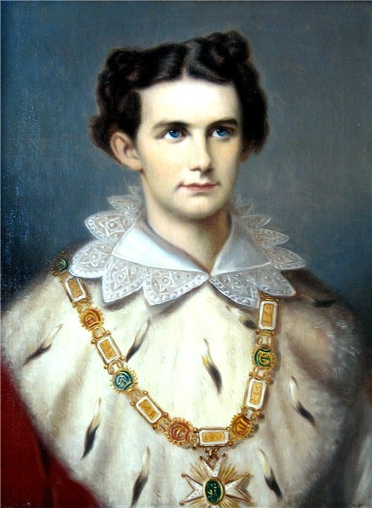 疯子在左，国王在右，城堡在中央——《疯王城堡》