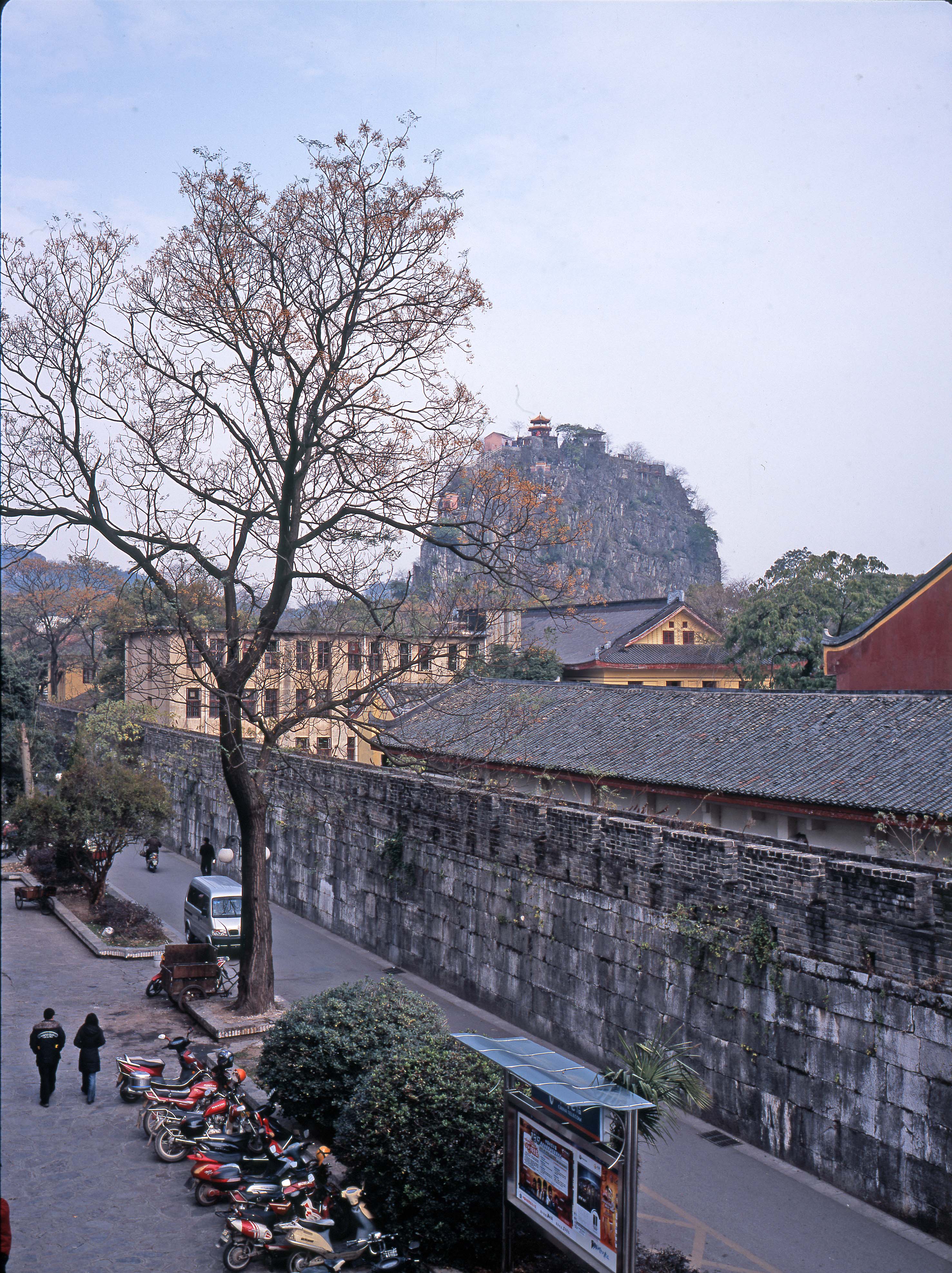 南宁与桂林是什么关系,南宁和广西有什么关系