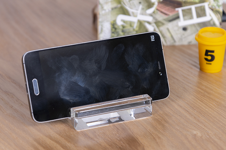 清洁手机屏幕最佳方法,屏幕清洁湿巾怎么清洁屏幕