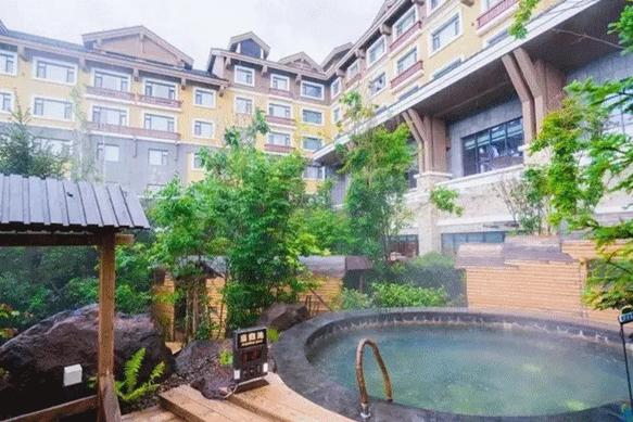 5.1长白山旅游3天两晚价格,长白山旅游攻略3天2晚跟团游