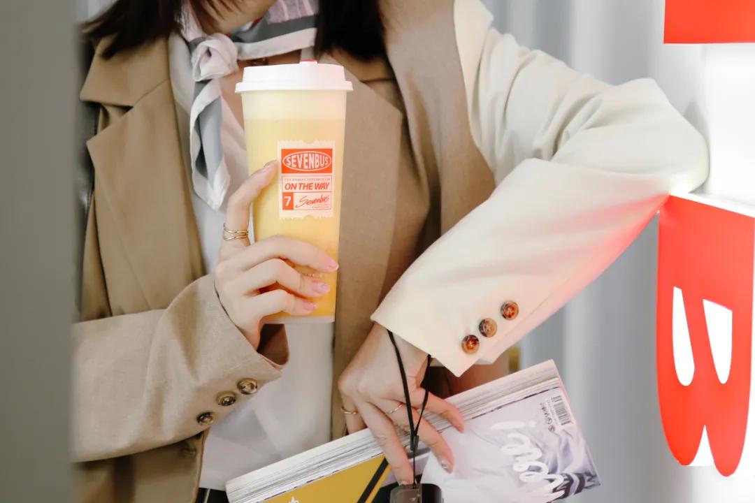 一天上40款新品，SEVENBUS这次玩大了...