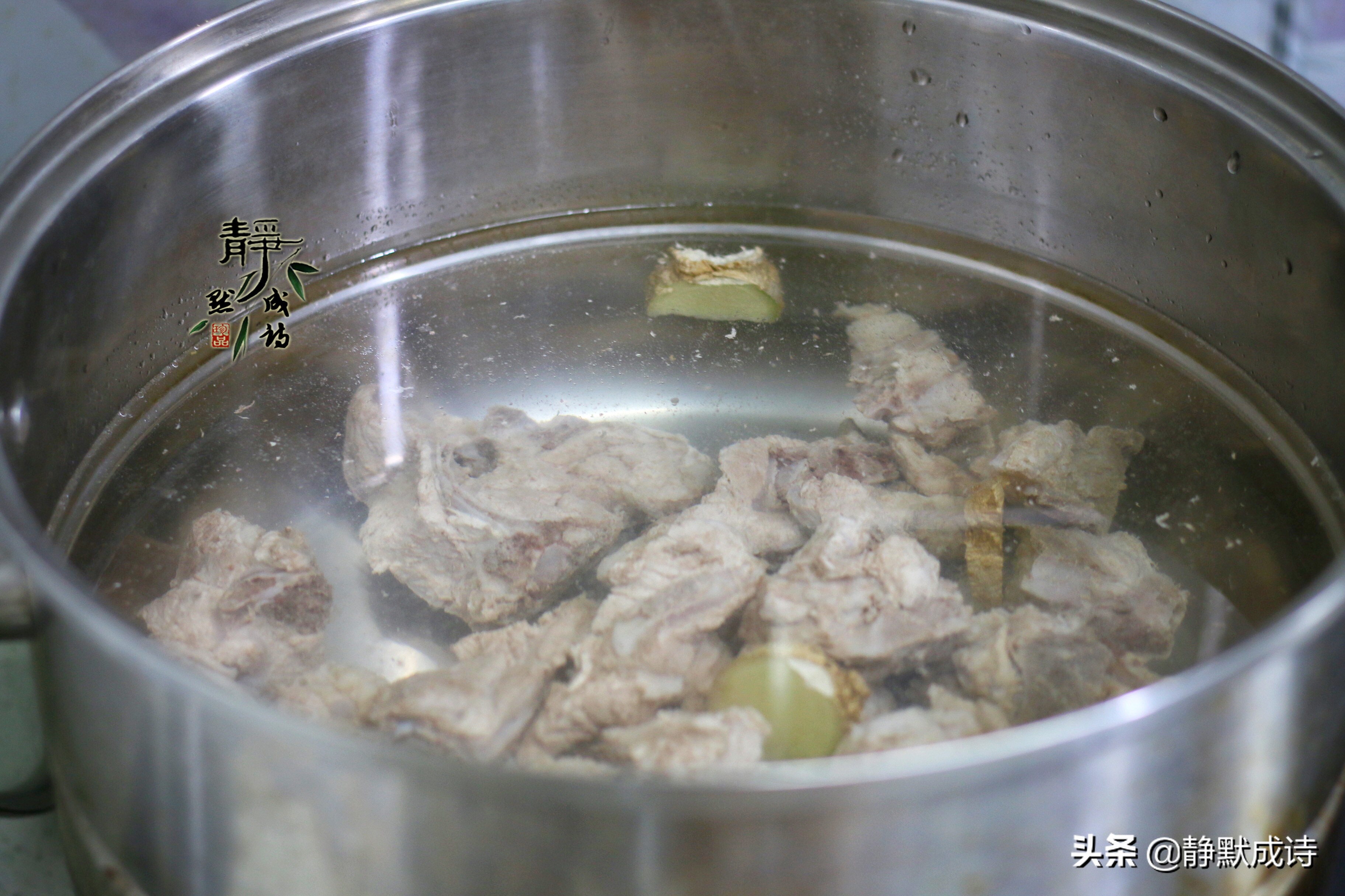 猪骨头高汤怎么熬好喝,猪骨汤高汤的熬制