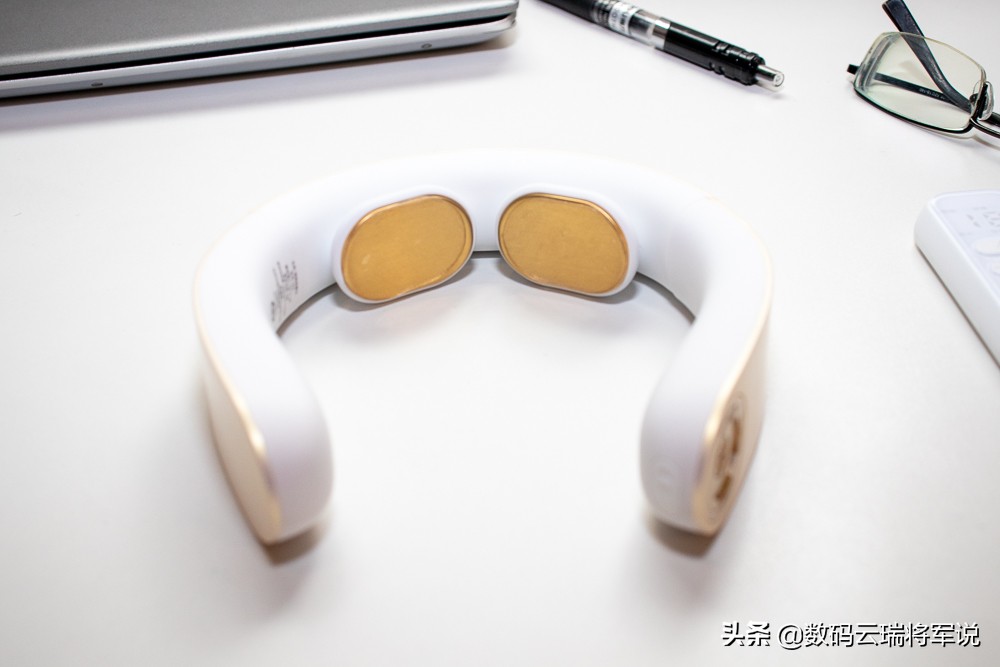 boe智能颈椎按摩仪,eke智能颈椎按摩器