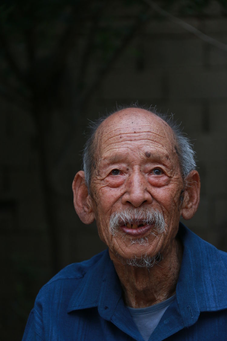 不忘初心牢记使命老党员走访纪实,走访建国前老党员活动