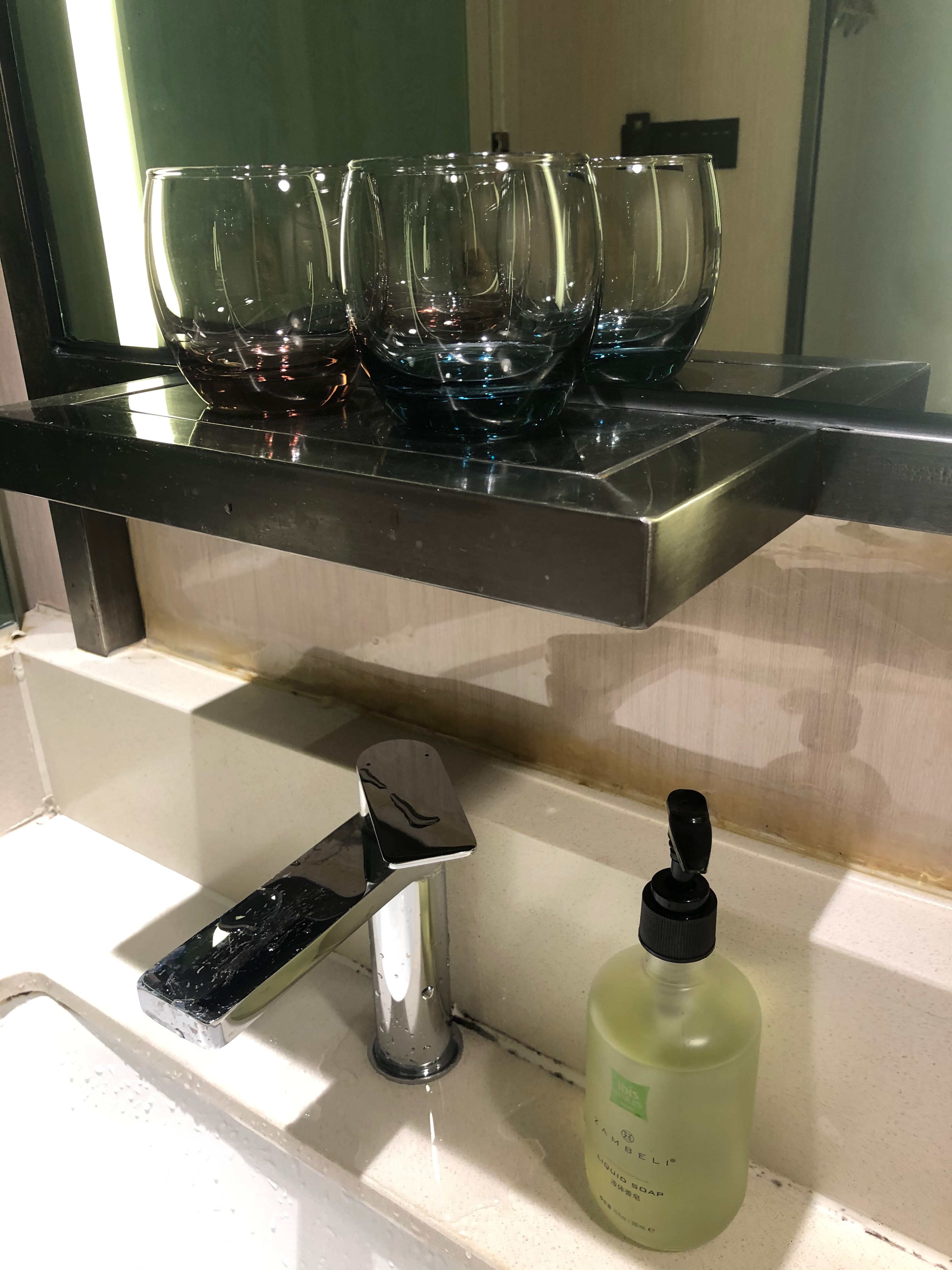 两家“宜必思.尚品”各有千秋，你的styles是什么？