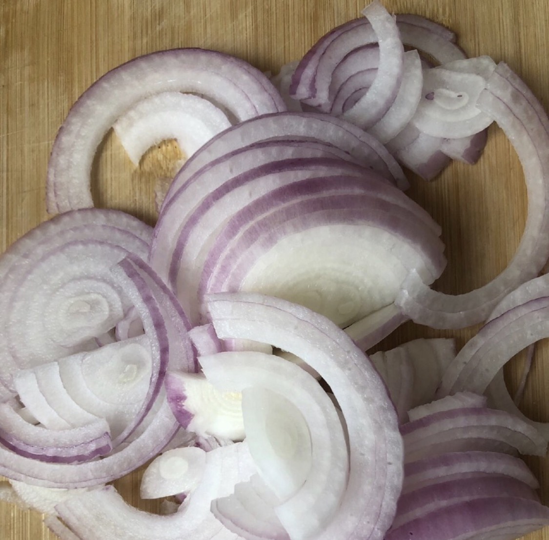 它是天然的减肥菜，每天吃一盘，脂肪悄悄没，身体就会越来越轻松