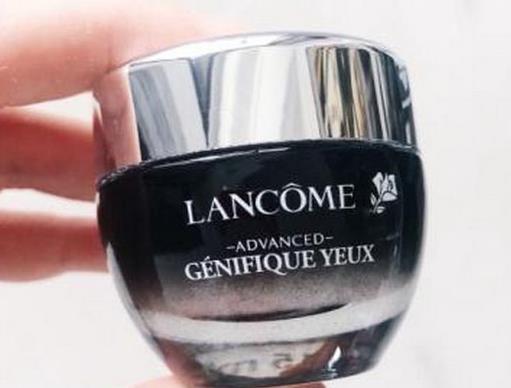 ​抗皱眼霜推荐：有效淡化黑眼圈、眼袋消失了，实在是太好用了