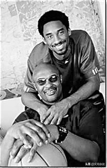 科比·布莱恩特:黑曼巴精神永垂不朽