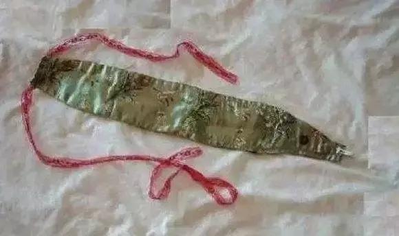 在古代戴戒指隐藏着什么秘密,古代戒指表示什么