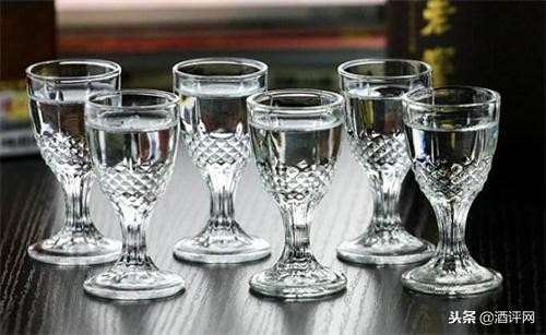 饮酒后出现头晕、头疼怎么办?为什么会出现头晕头疼状况?