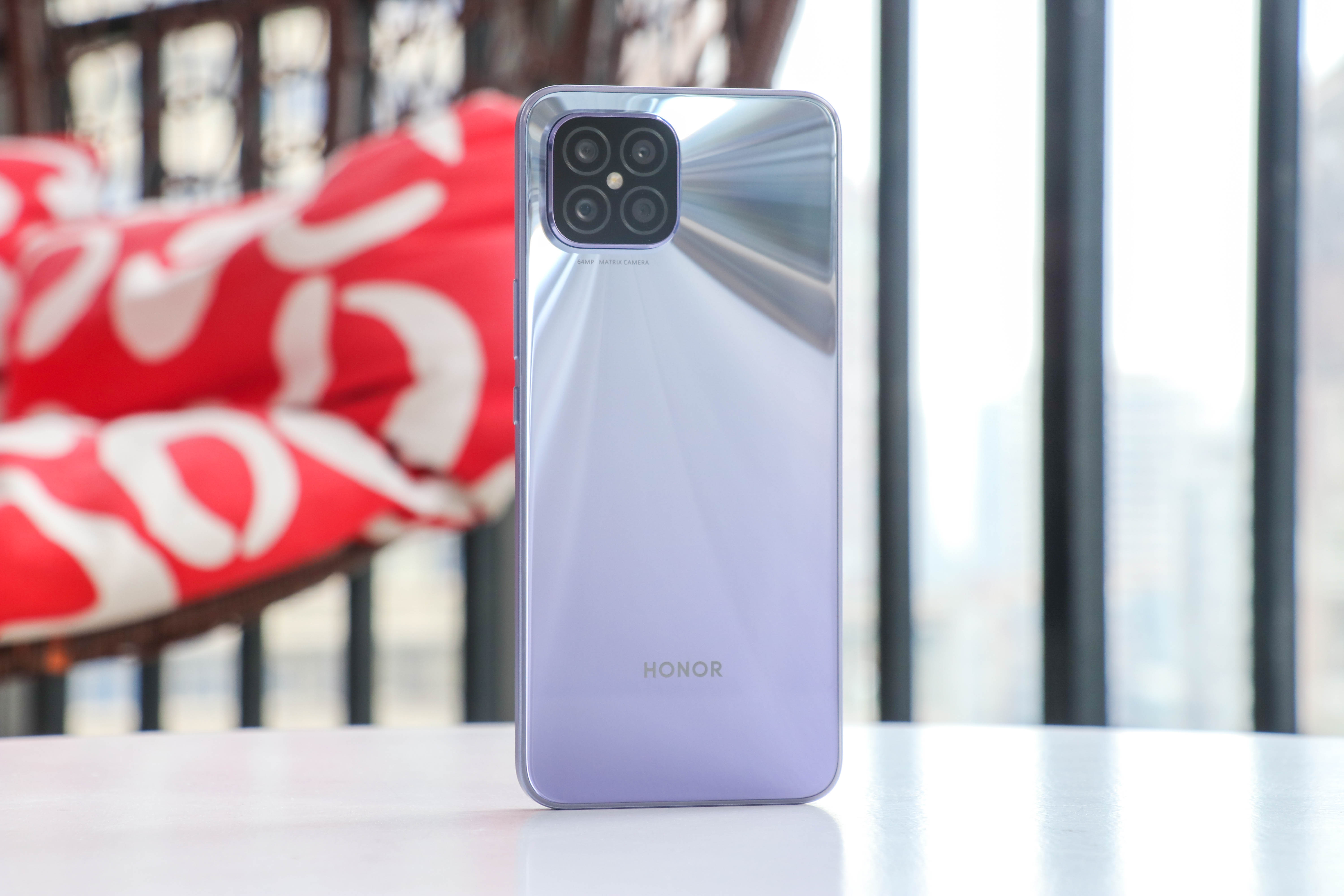 荣耀play5活力版66w快充,荣耀无线快充测评