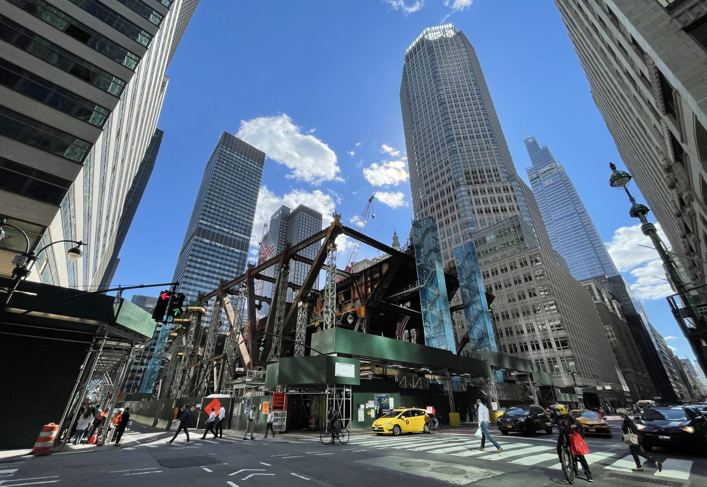 以银行总部看全球GDP前十强——中美摩天楼引领，德意高度均超200