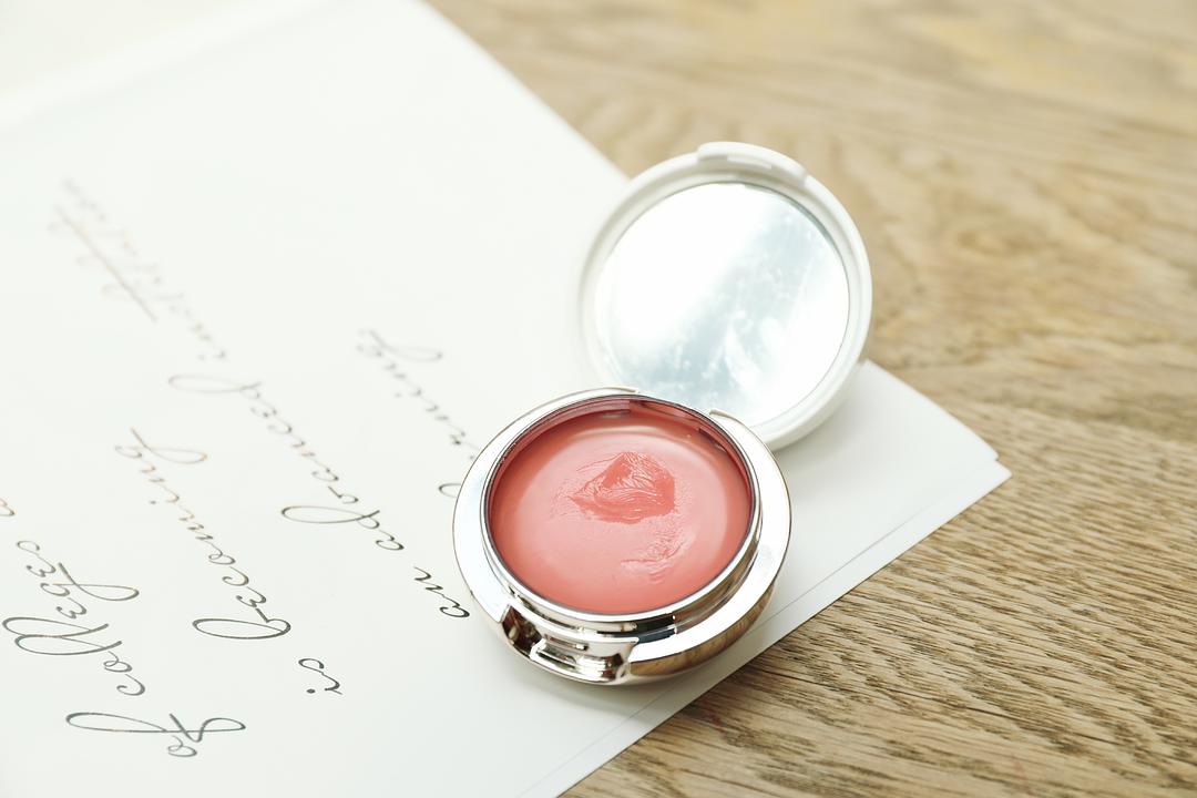 贫民窟女生必买好物,贫民窟女孩必看美妆大牌小样