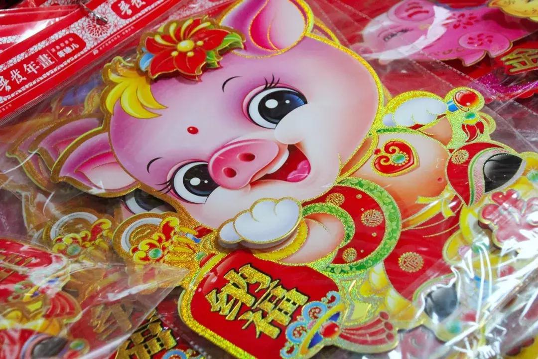 小年来啦，你家年货备齐了吗？小番走进番禺各大市场，收获满满的幸福……