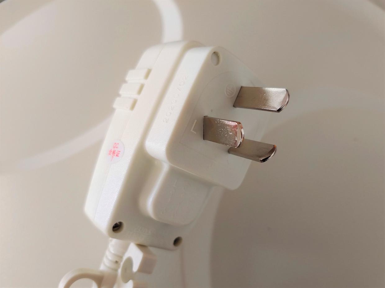 老房电热水器,老款热得快热水器