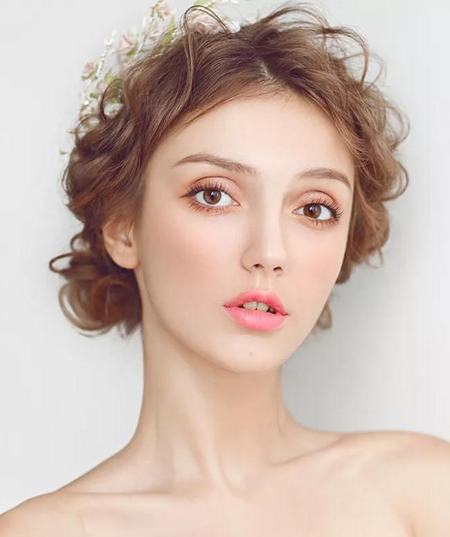 短发新娘发型教程超级高贵又大气,短发怎么打理成新娘发型