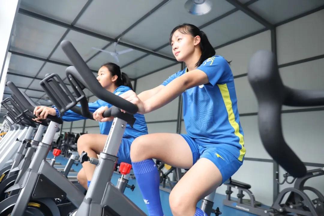 陕西足球:全运备战“软硬兼施”收奇效