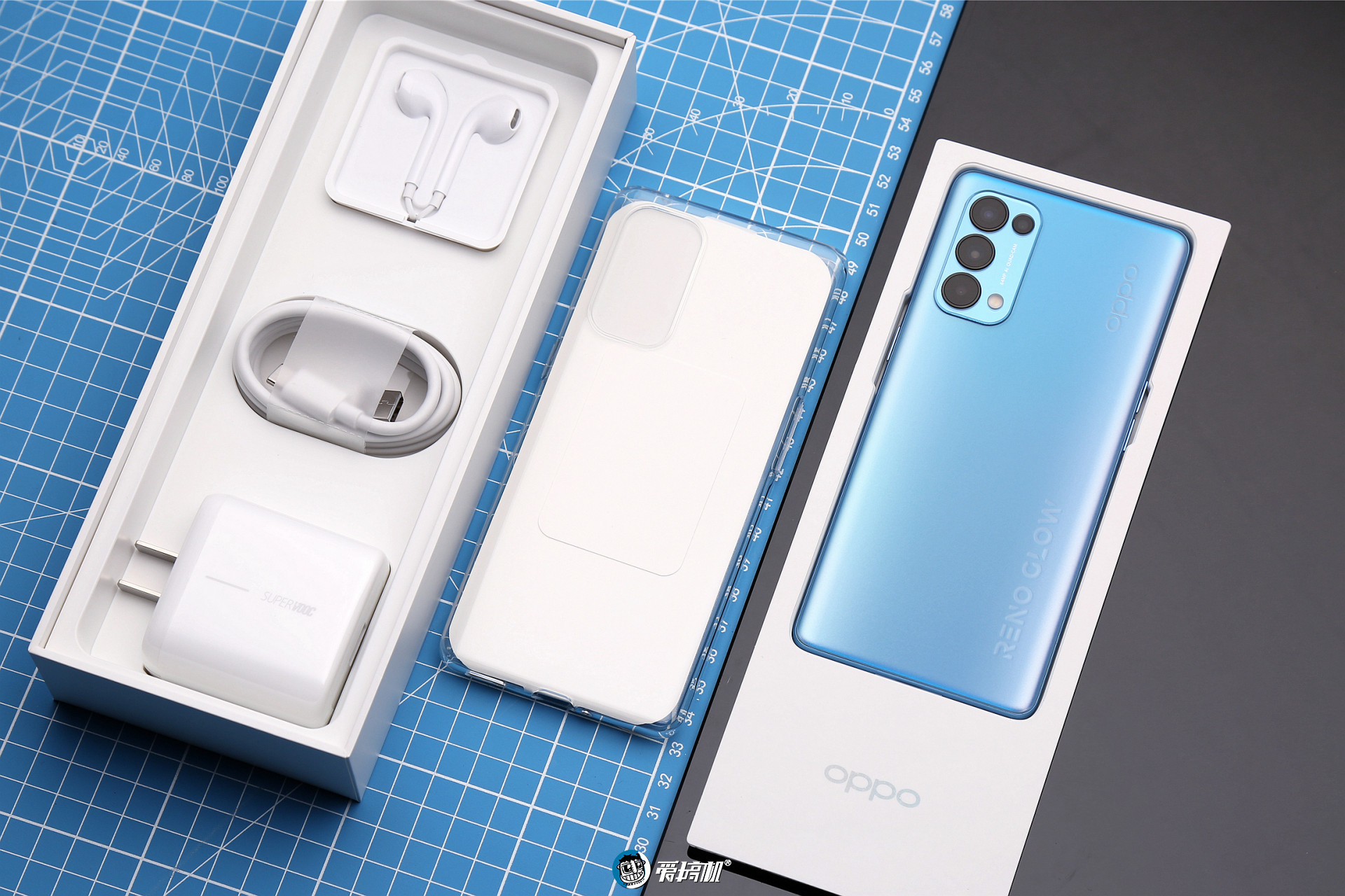 opporeno5pro体验评测帅薄朋克,opporeno5pro256g测评