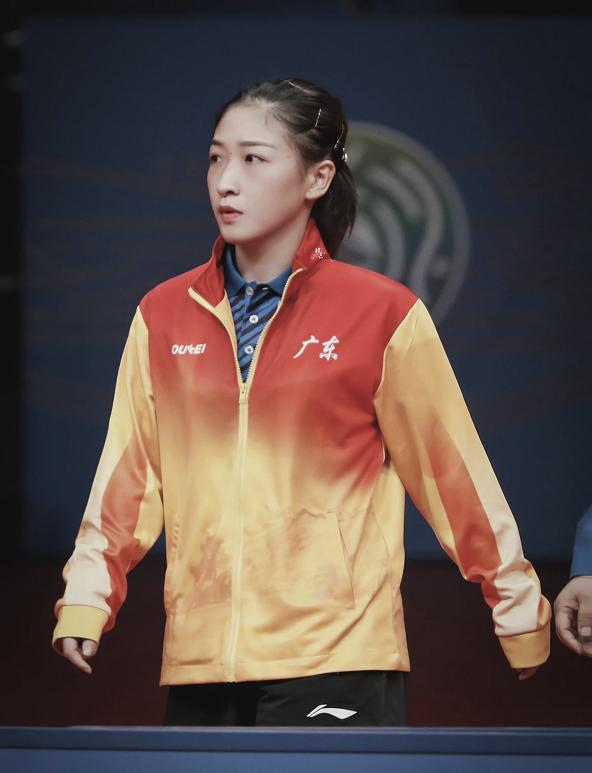 国乒第一美女陈梦图片,国乒新排名女乒一姐垫底