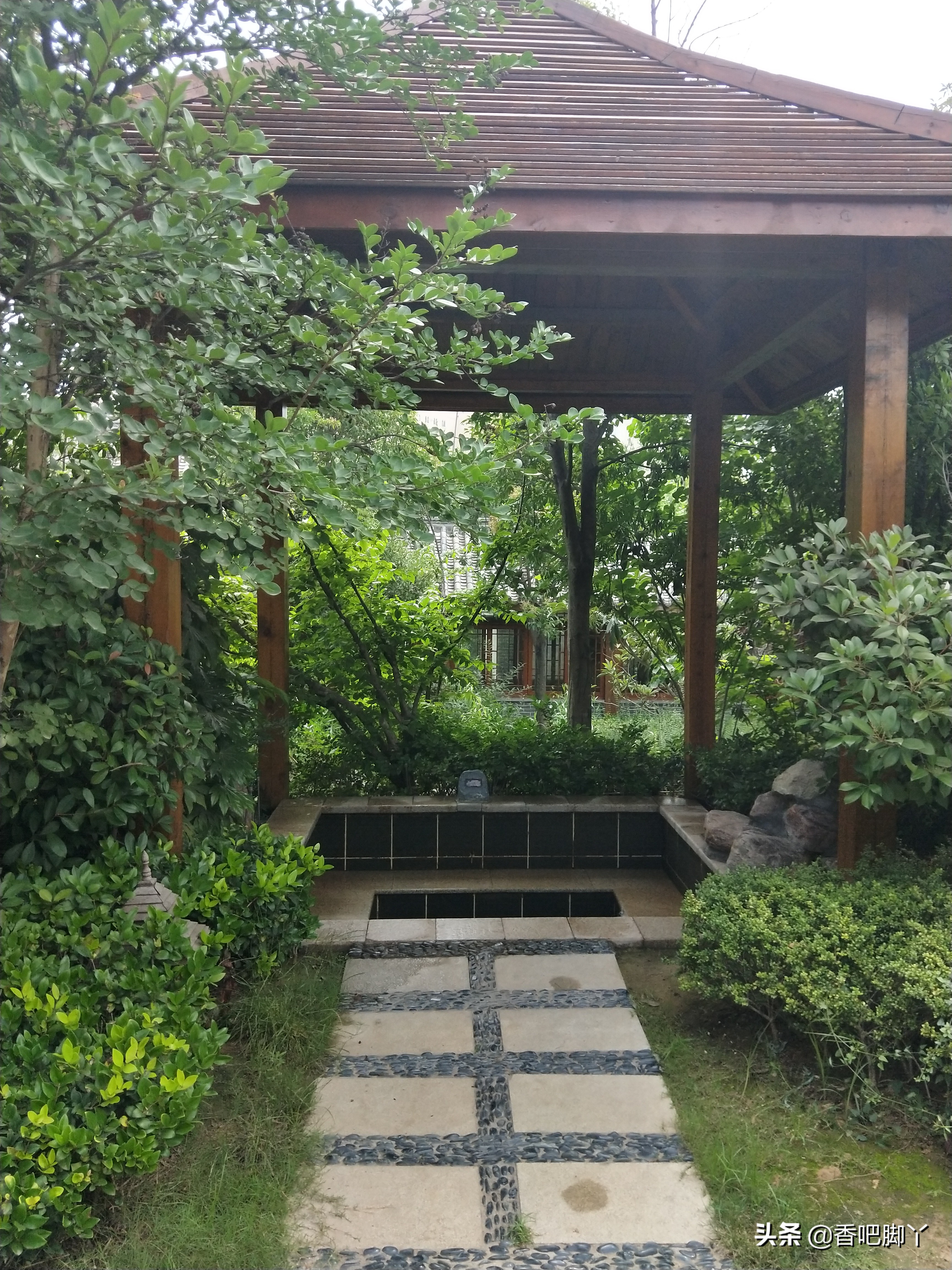 夏天适合旅游的温泉郑州,夏天黄帝宫温泉攻略