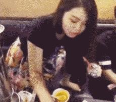 搞笑gif开心一刻这才是真正的赢家,开心一刻gif笑死人