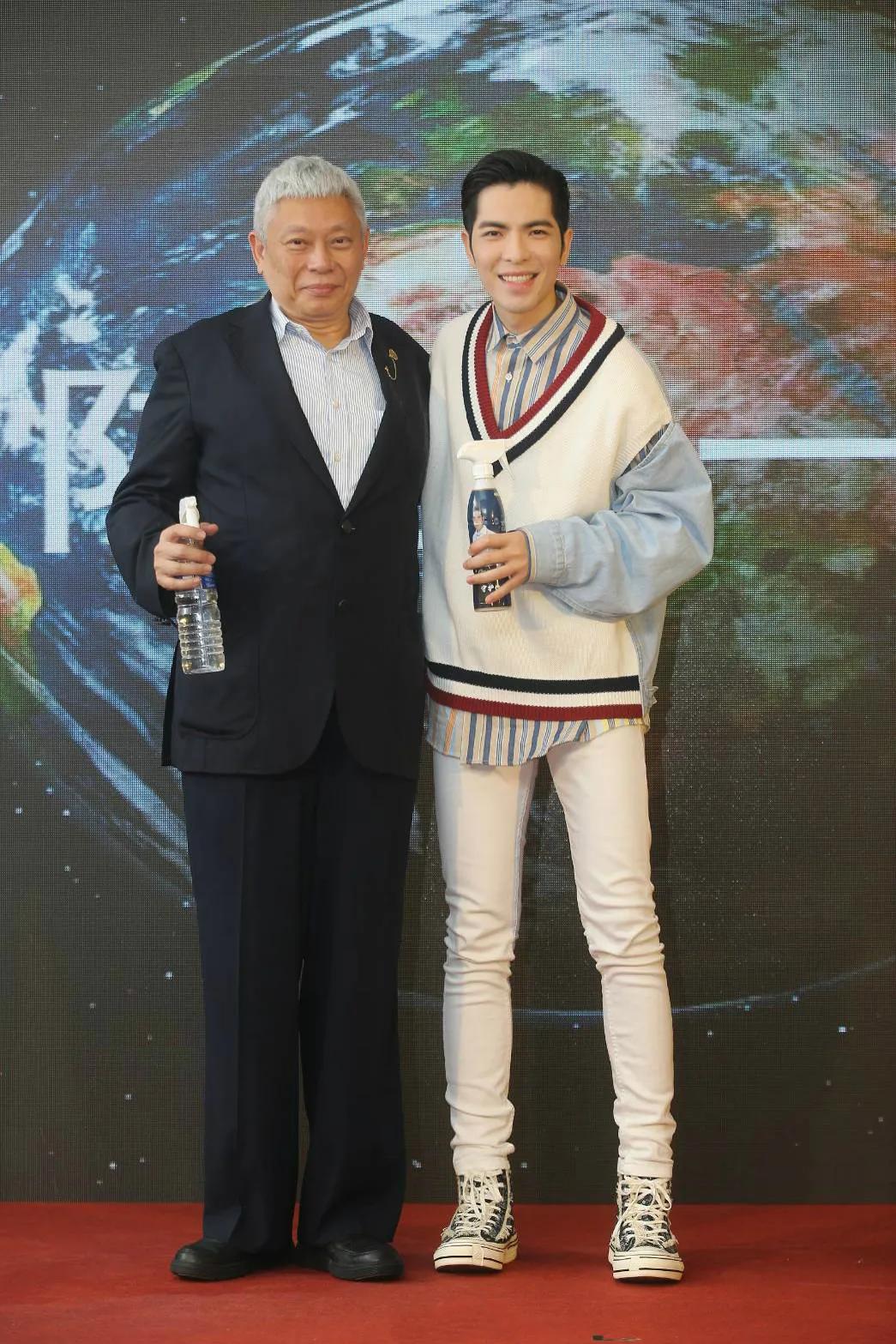 男星穿搭单品推荐,一周男士穿搭合集