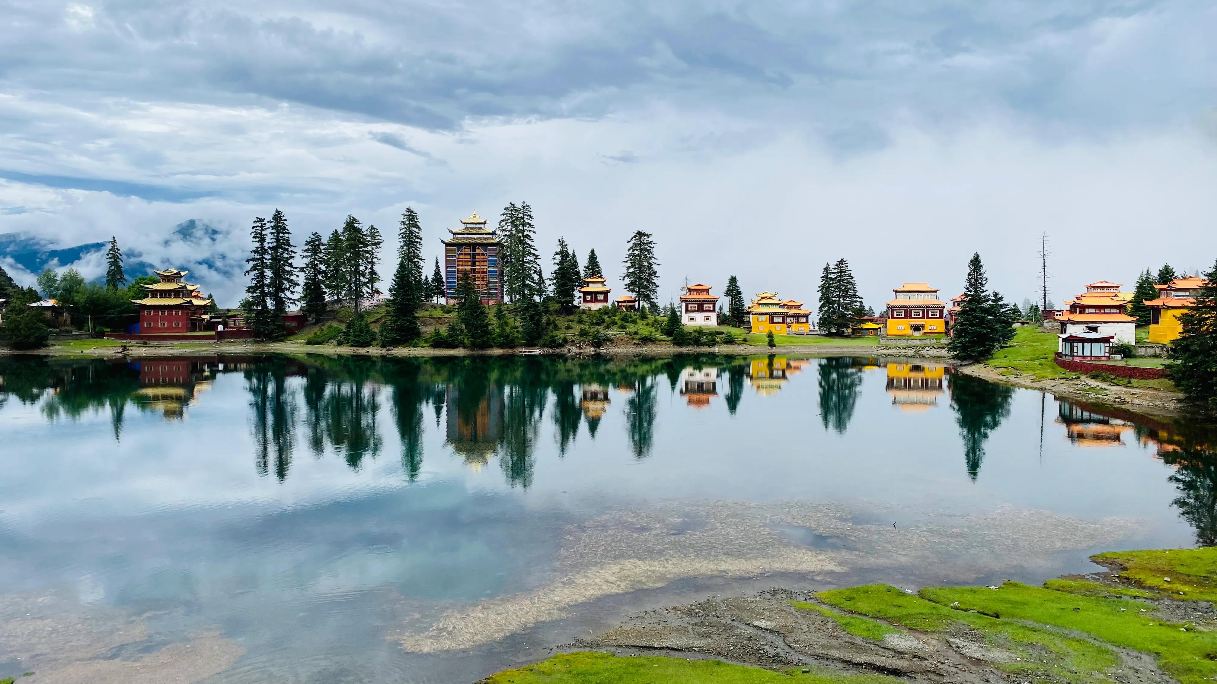 2021版藏区旅行攻略图,11月川西甘孜州三日游