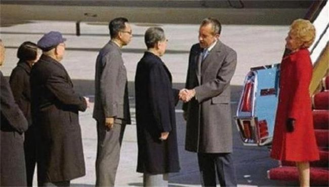 1971年尼克松访华喝的什么茅台,尼克松访华的茅台酒