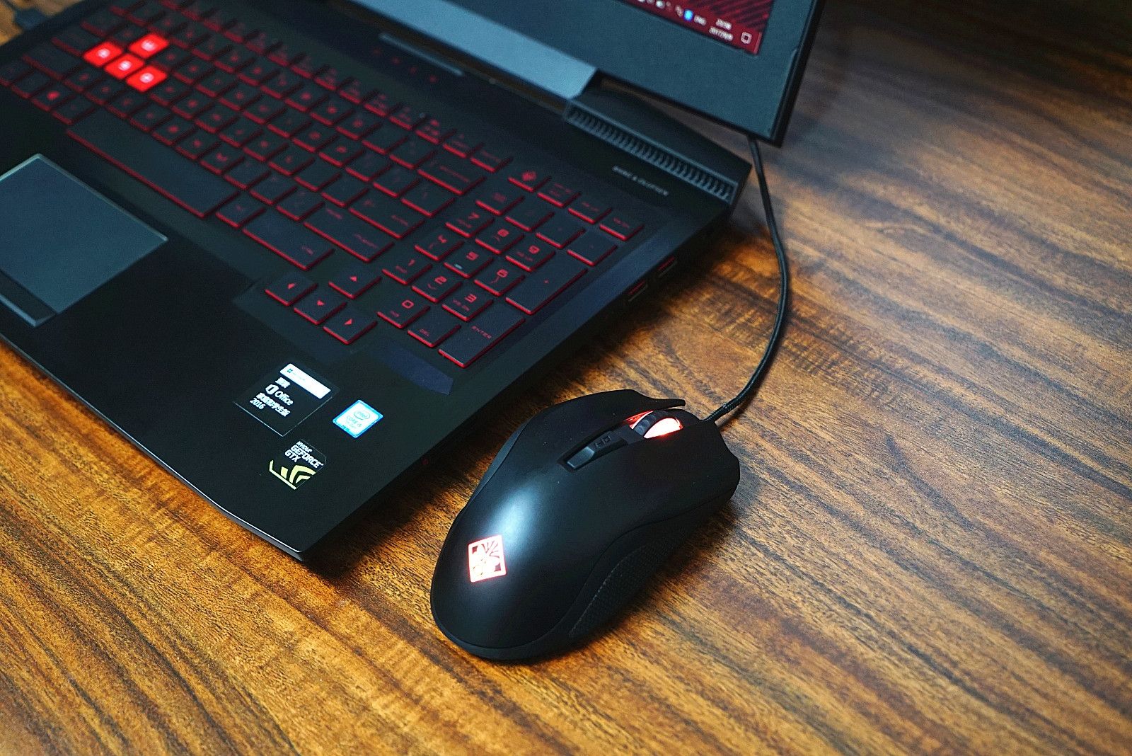 鼠标回报率低用低dpi还是高dpi,罗技鼠标玩cfdpi和回报率调多少