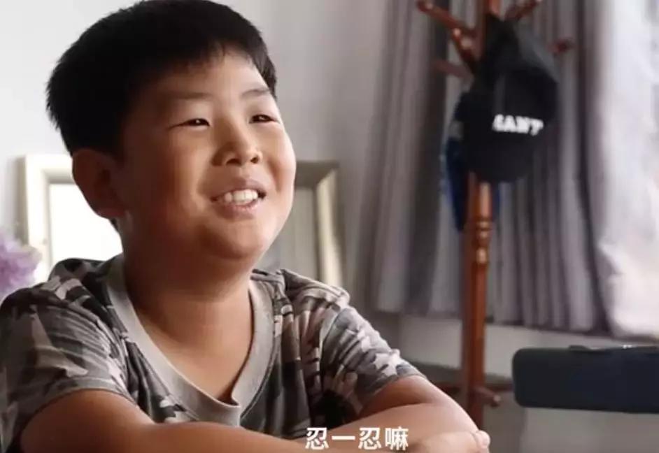 三个中产娃的暑假：每个孩子至少5个兴趣班，总开销4-8万