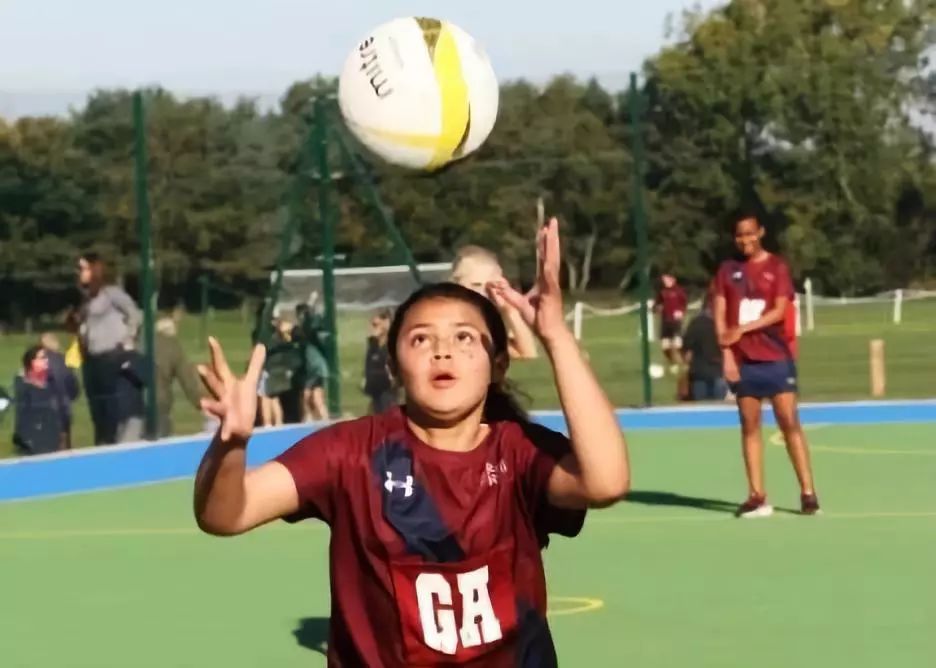 英国私校推荐之皇家罗素中学,英国24所罗素大学