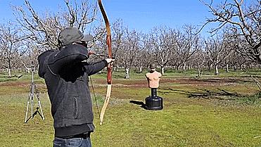 强弩的*伤杀**力能和枪械媲美吗?