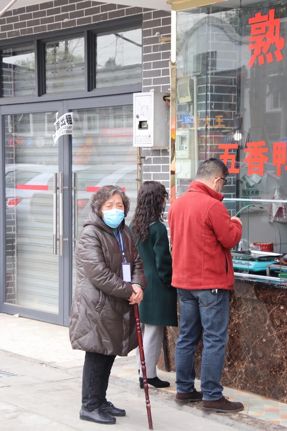 勾心勾魂啊,九尺的鸭脑壳鸭脖子鸭腿腿鸭脚脚鸭翘翘