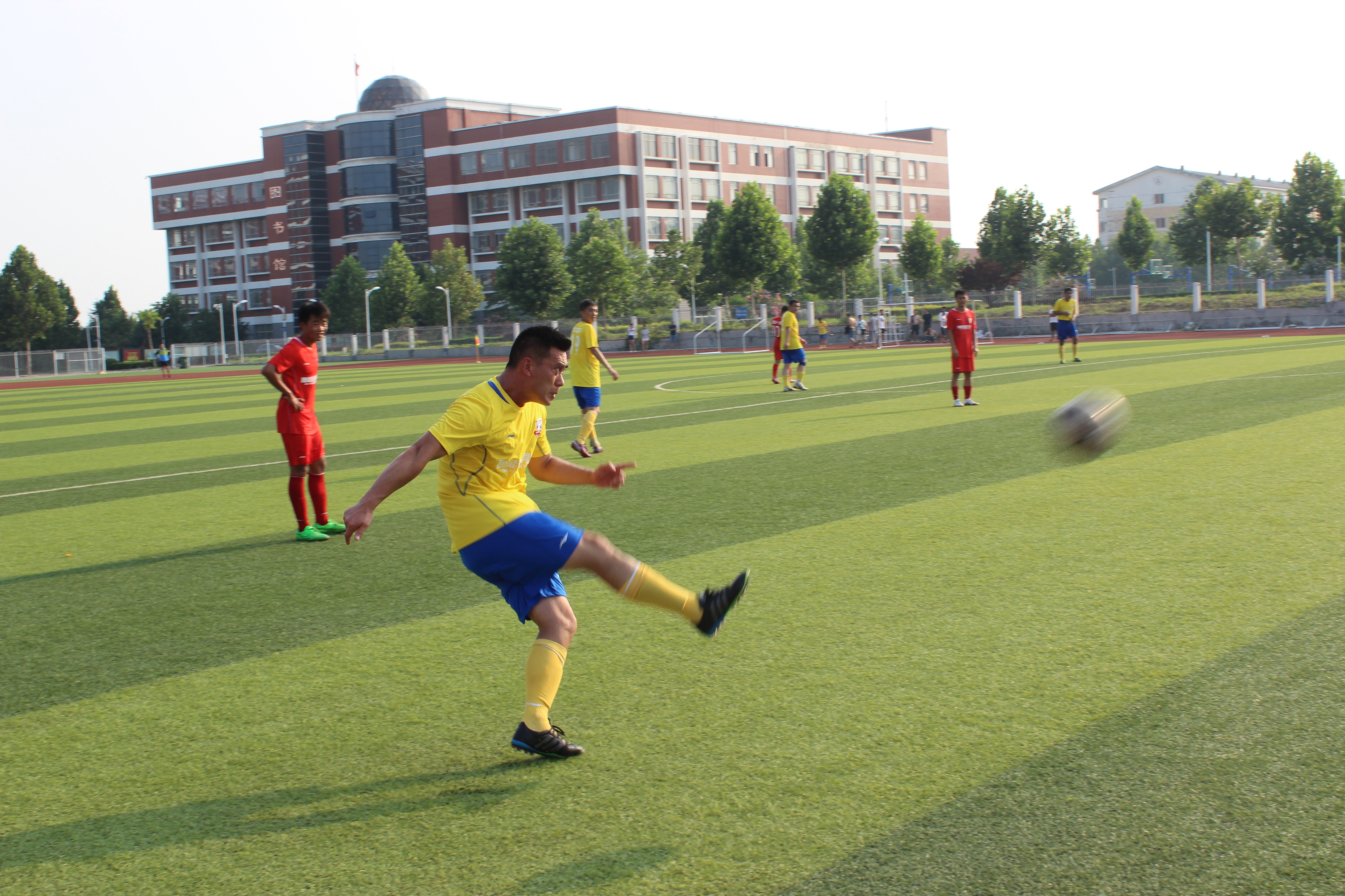 *安泰**草根球队之假日租车：十年磨一冠，梦想再起航