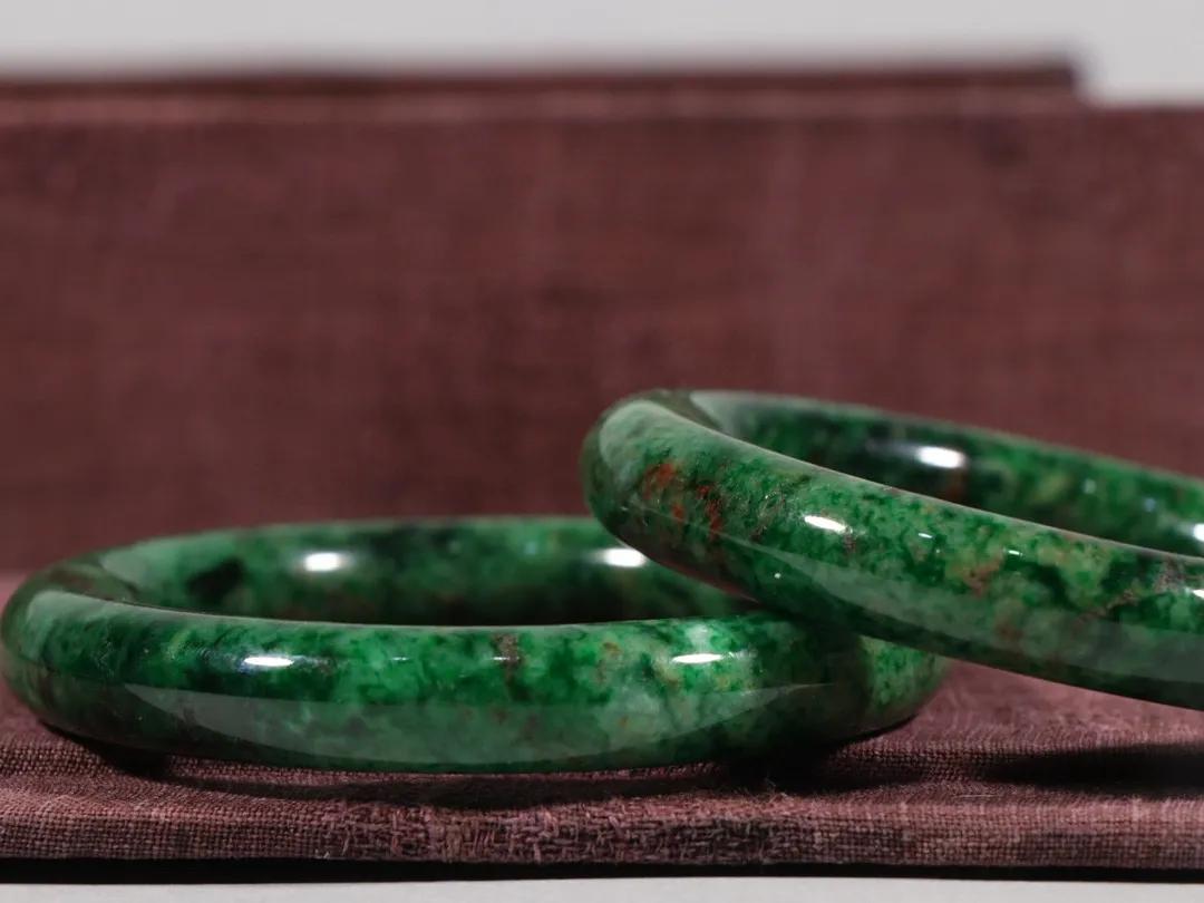 翡翠挂件分享,分享几款翡翠