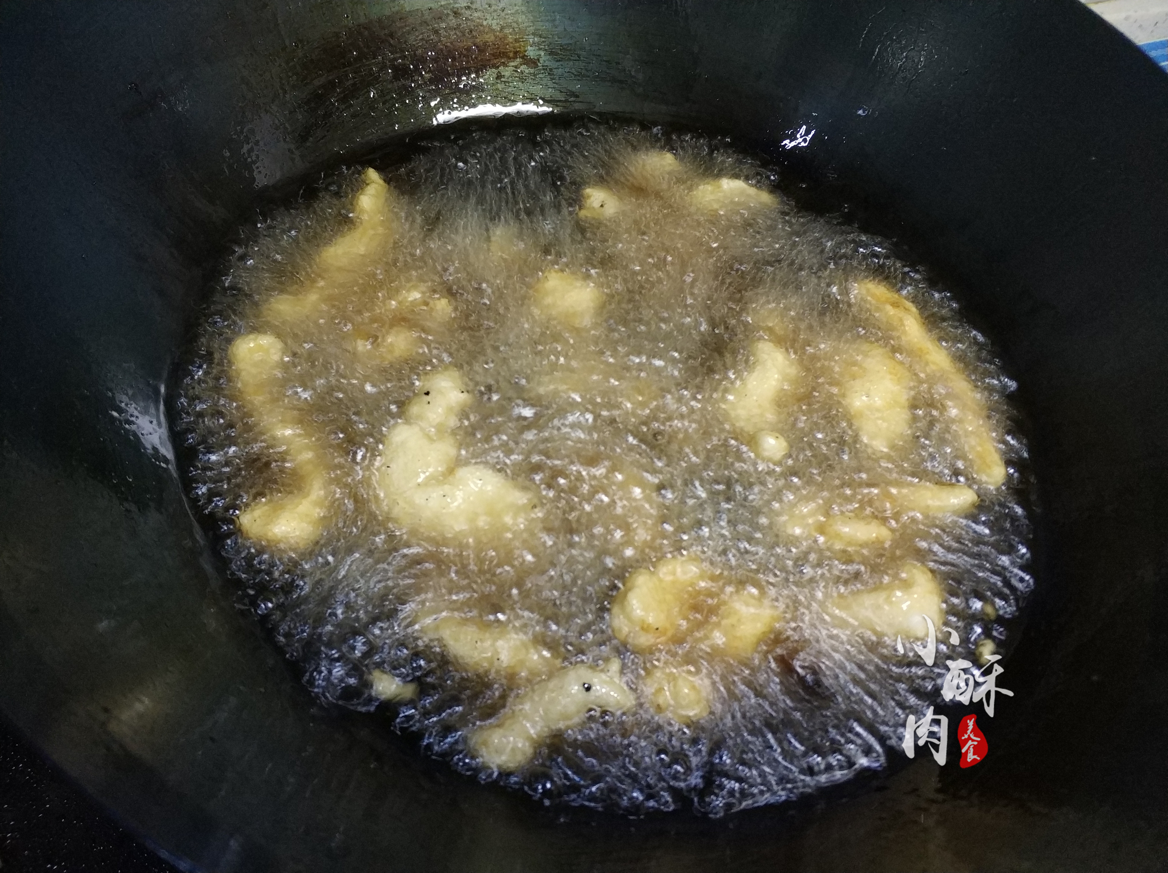 糖醋里脊不用炒糖色吗,糖醋里脊不用鸡蛋调糊