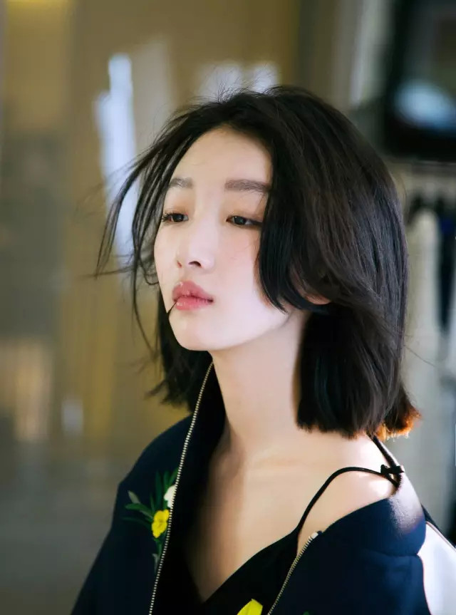 脸上有哪些特征比较好看,脸上有这几个特征显得好看