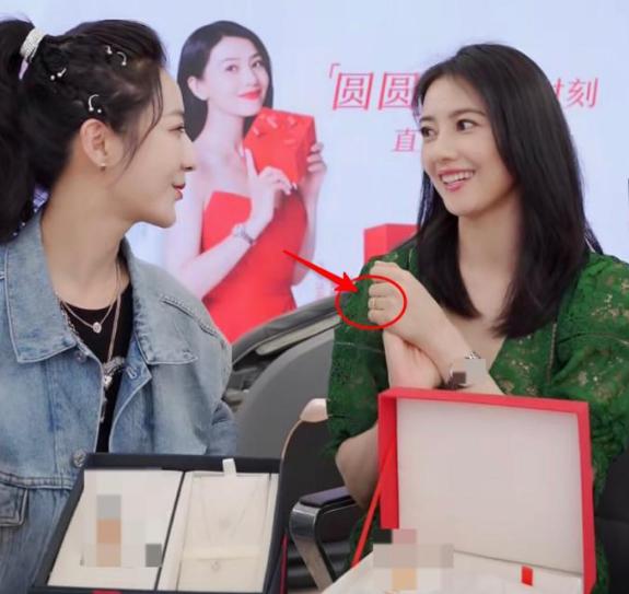 薇娅和女明星的合影,薇娅和明星同台