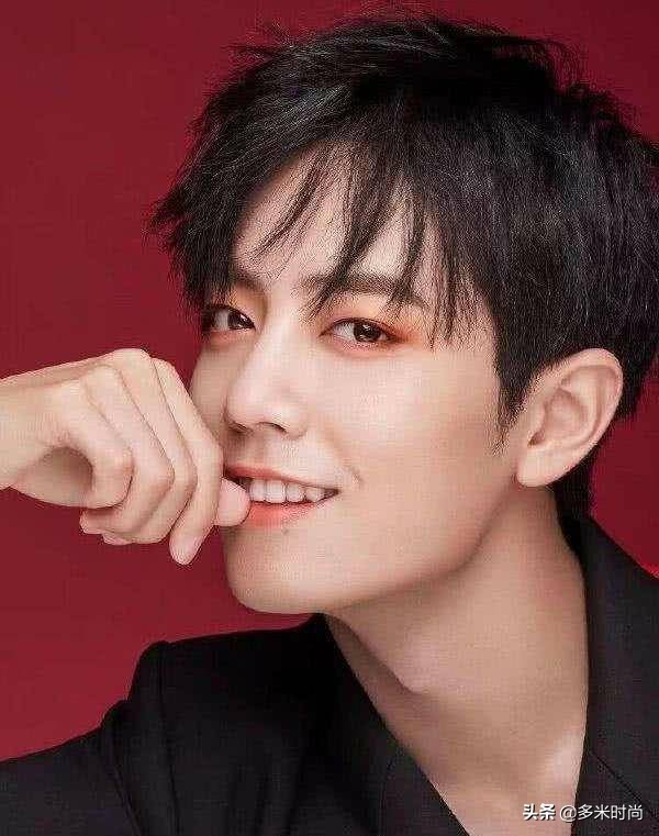 行走的眼妆教程王一博,王一博眼妆化妆教程解析