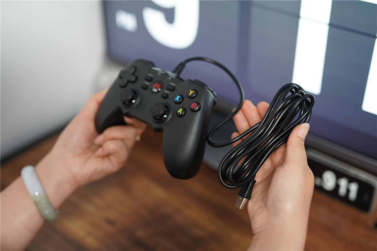 北通蝙蝠4手柄可以调连发频率,北通手柄阿修罗2和蝙蝠4怎么选