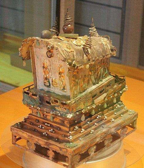 山西出土一口金棺,山西挖出一口金棺完整版