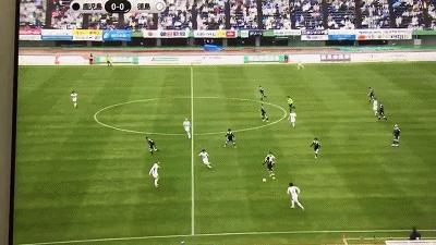 日乙首轮爆冷！门将愚蠢失误+半场狂进7球，鹿儿岛4-3掀翻德岛！