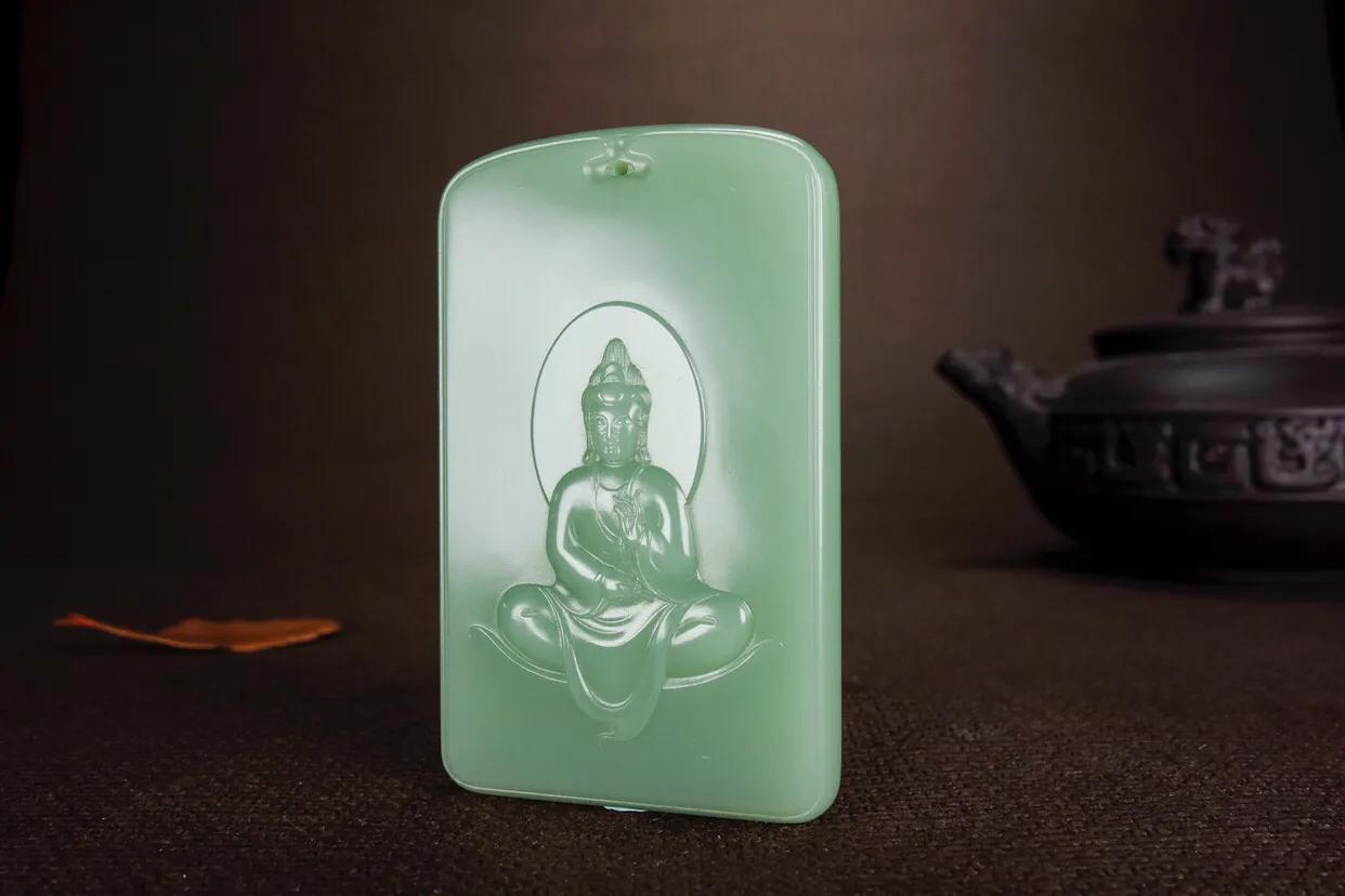 和田玉六大鉴别方法你一定要知道,鉴别和田玉的真假最简单的方法